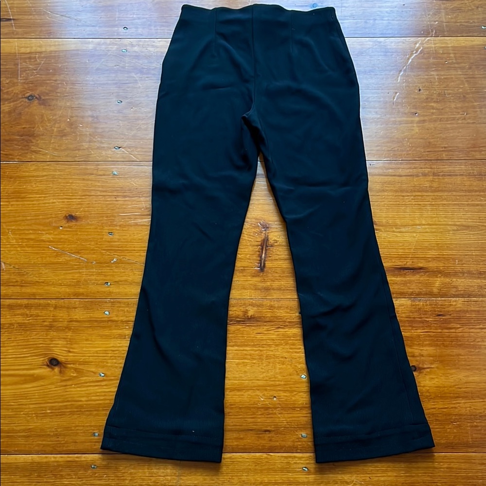 Equestrian Design Ribbed Pants - Picture 7 of 7